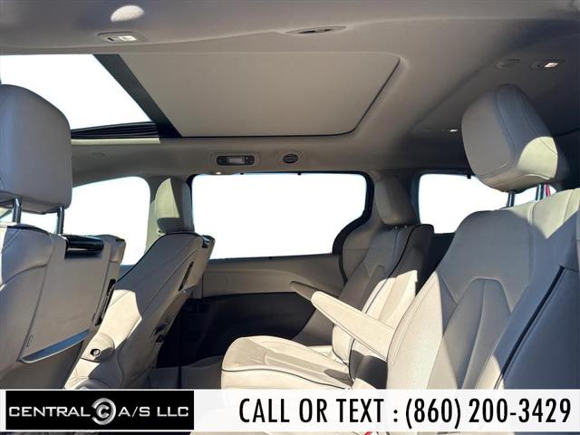 2018 Chrysler Pacifica Hybrid Limited