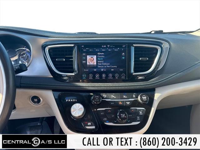 2018 Chrysler Pacifica Hybrid Limited