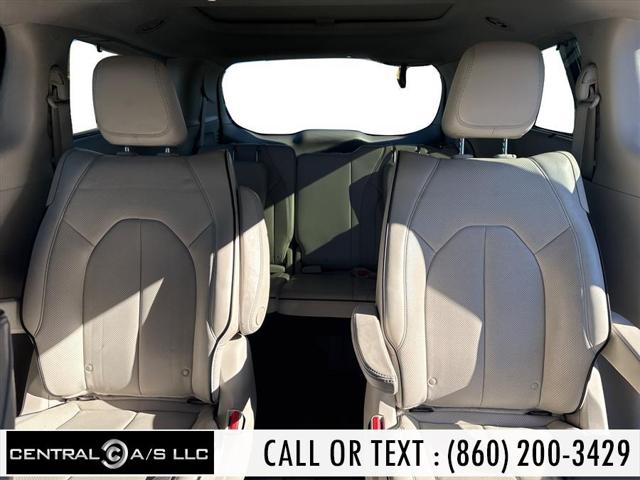 2018 Chrysler Pacifica Hybrid Limited