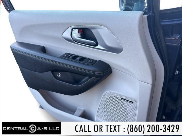 2018 Chrysler Pacifica Hybrid Limited