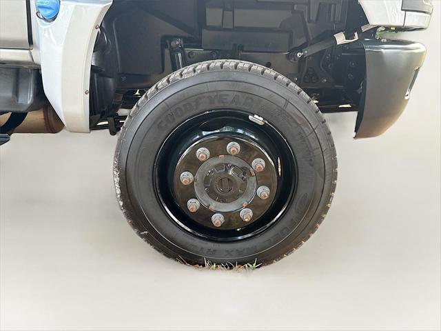 2024 Chevrolet Silverado 6500HD 1WT