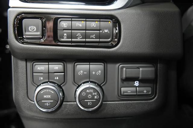 2026 GMC Yukon 4WD Denali