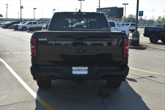 2026 Ram 1500 Express Crew Cab 4x4 5'7" Box