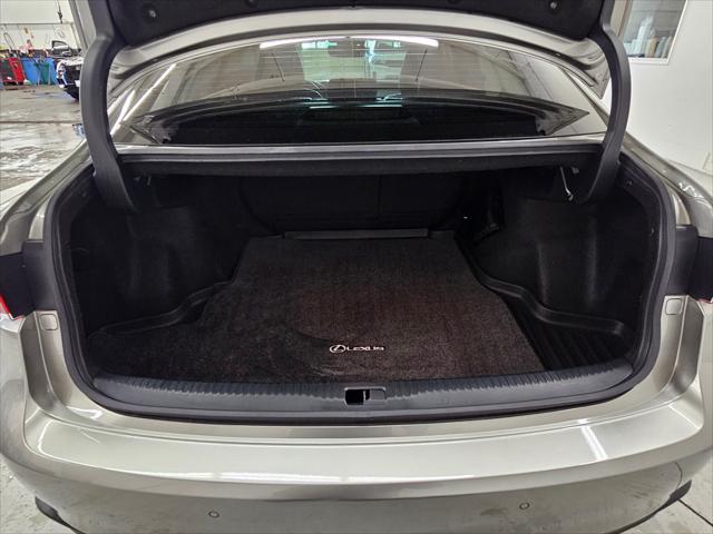 2017 Lexus IS 350 Base
