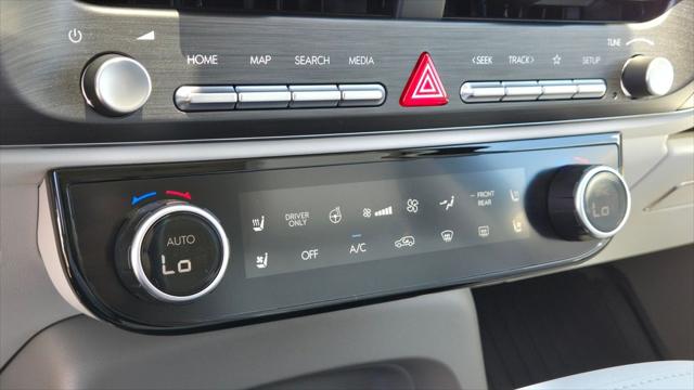2026 Hyundai Palisade Blue SEL Premium 8P