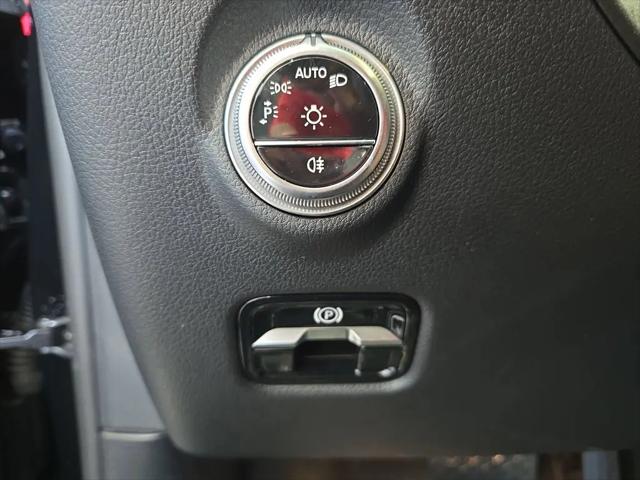 2025 Mercedes-Benz C-CLASS C 300 C 300