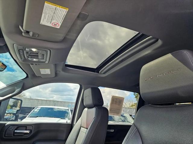 2020 GMC Sierra 2500HD 4WD Crew Cab Standard Bed Denali