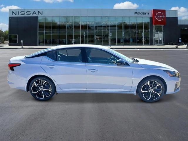 2026 Nissan Altima SR FWD