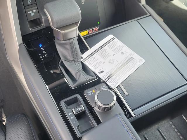 2026 Toyota Tundra Platinum Hybrid CrewMax 5.5' Bed