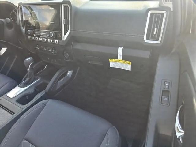 2026 Nissan Frontier Crew Cab SV 4x2
