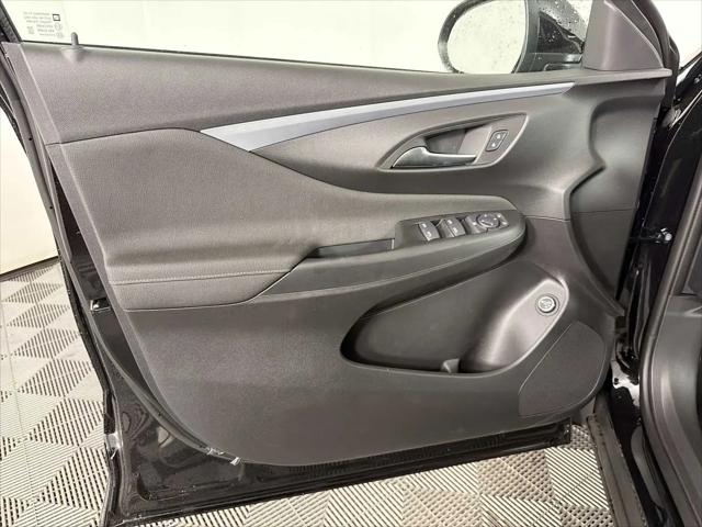 2026 Buick NV Preferred FWD