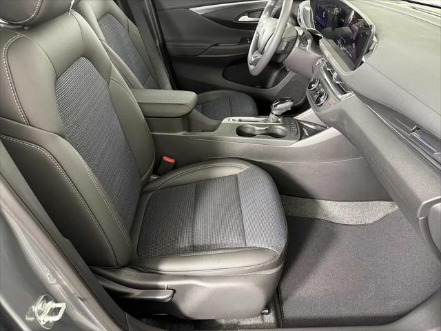 2026 Buick NV Preferred FWD