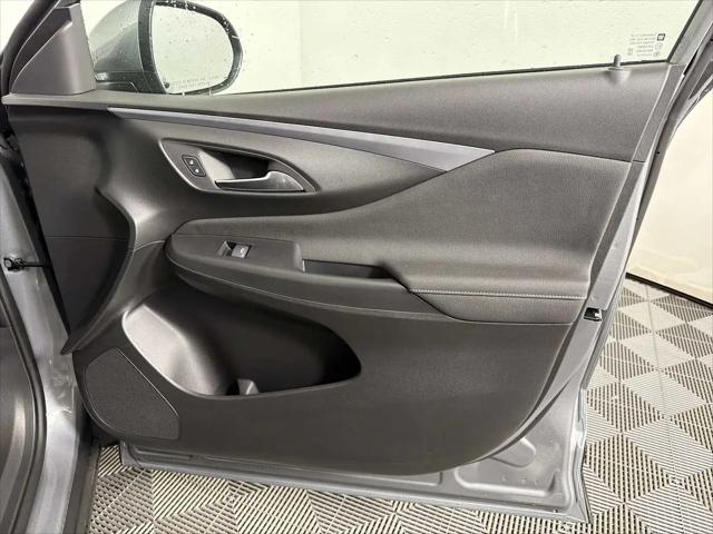 2026 Buick NV Preferred FWD