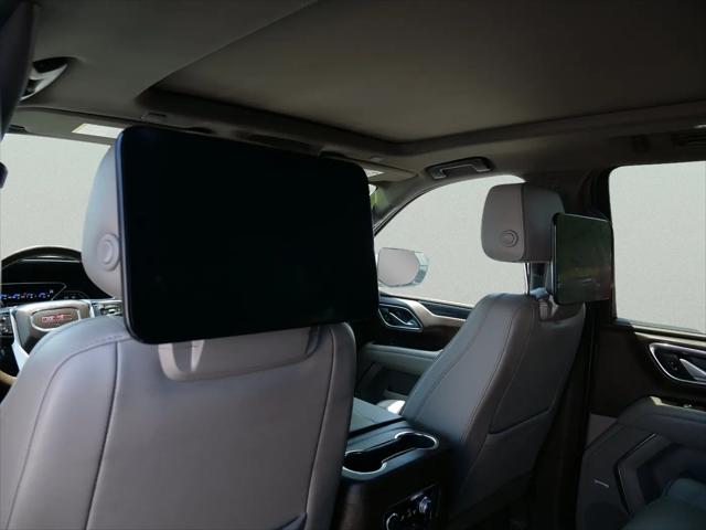 2021 GMC Yukon XL 4WD SLT