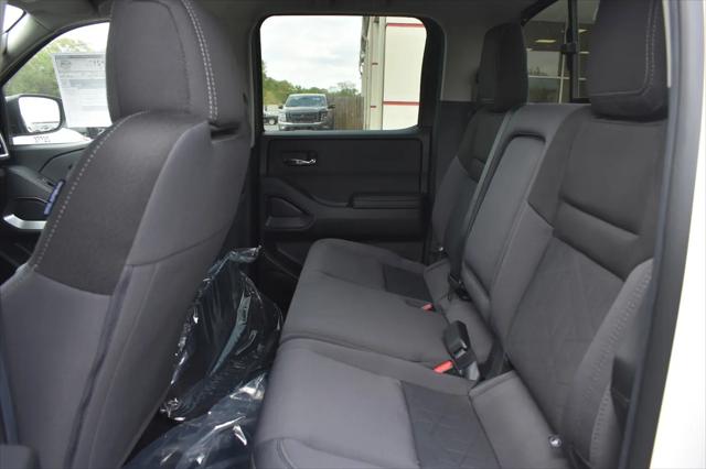 2026 Nissan Frontier Crew Cab SV 4x2