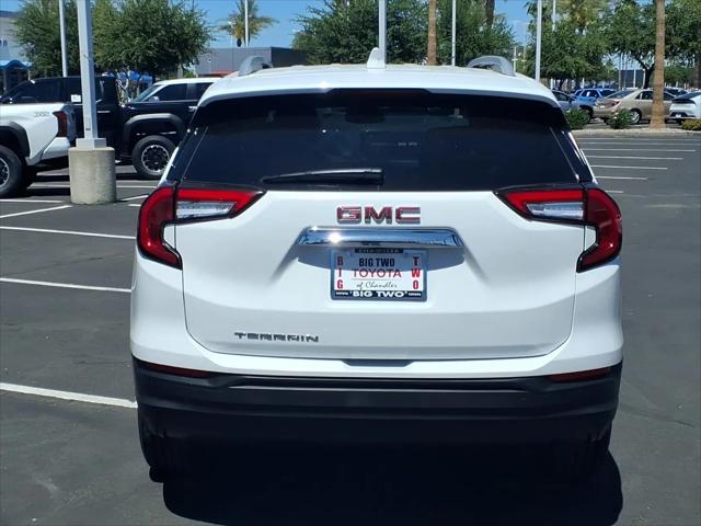 2024 GMC Terrain FWD SLT