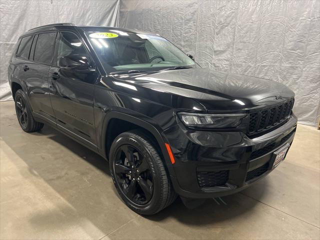 2023 Jeep Grand Cherokee L Altitude 4x4 for sale in Grand Island, NE