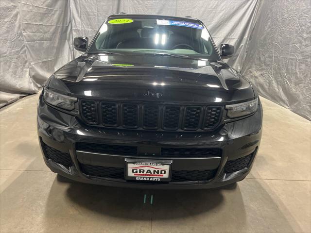 2023 Jeep Grand Cherokee L Altitude 4x4