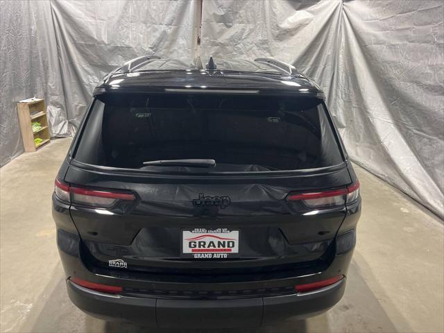 2023 Jeep Grand Cherokee L Altitude 4x4