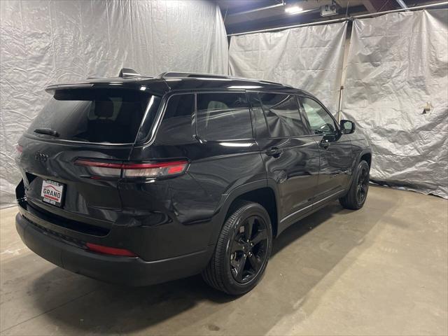 2023 Jeep Grand Cherokee L Altitude 4x4