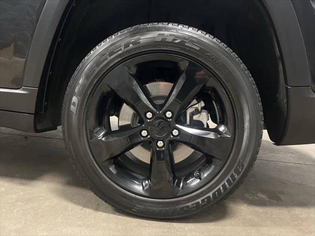 2023 Jeep Grand Cherokee L Altitude 4x4