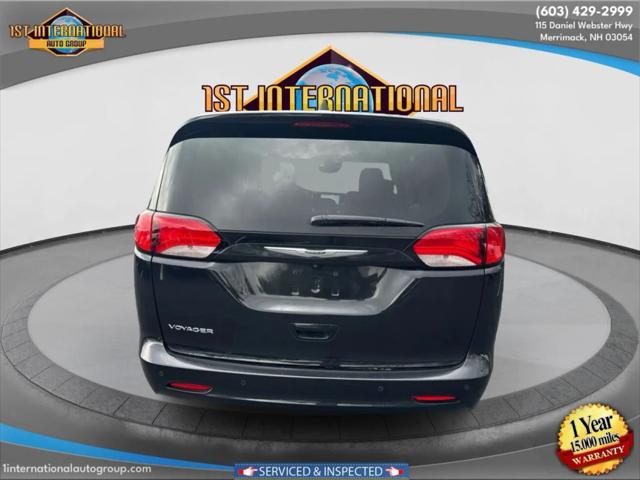 2022 Chrysler Voyager LX