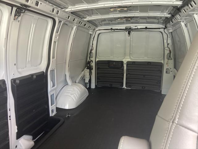 2026 GMC Savana Cargo 2500 Regular Wheelbase, Work Van, RWD