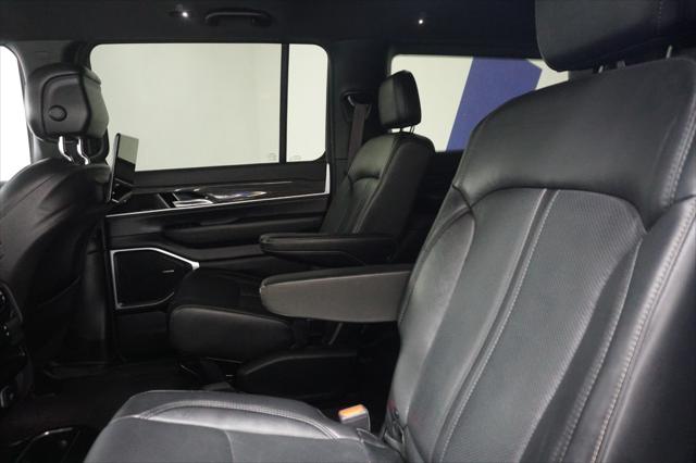 2022 Jeep Wagoneer Series III 4x2