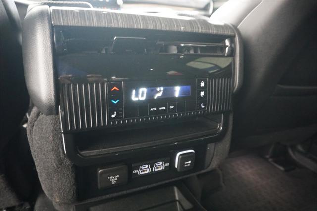 2022 Jeep Wagoneer Series III 4x2