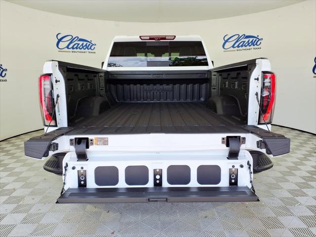 2026 GMC Sierra 2500HD Crew Cab, Standard Bed, AT4X, 4WD