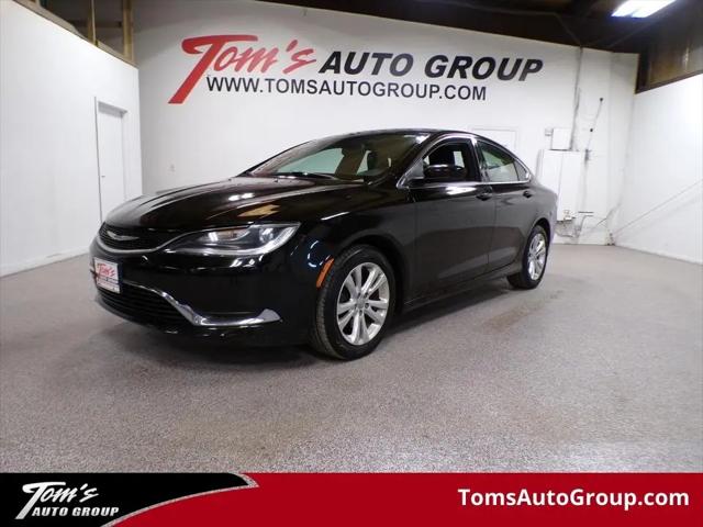 2015 Chrysler 200 Limited for sale in Des Moines, IA