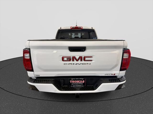 2026 GMC Canyon AT4, 4WD