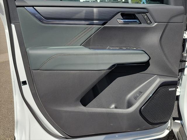 2026 GMC Acadia AT4 AWD