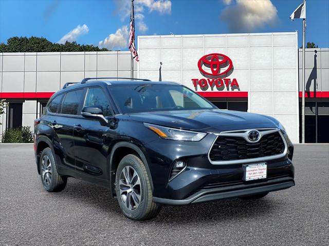 2023 Toyota Highlander XLE for sale in Lexington, MA