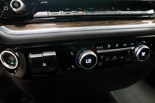 2023 GMC Sierra 1500 4WD Crew Cab Short Box Elevation with 3SB