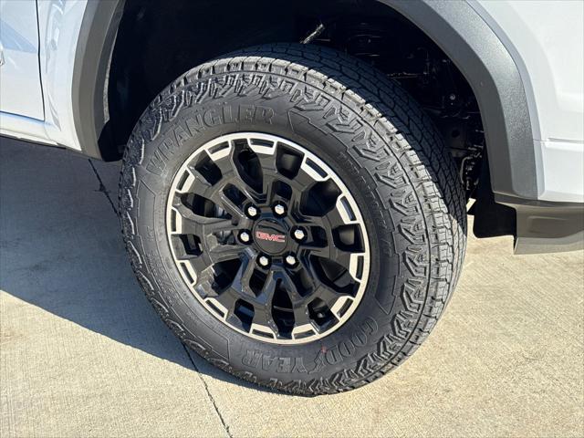 2026 GMC Canyon AT4, 4WD