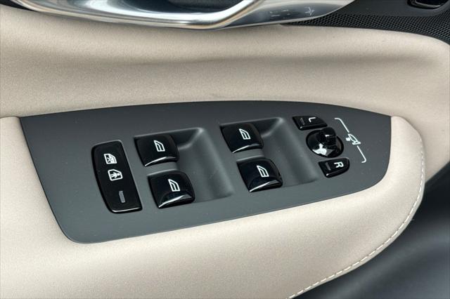 2026 Volvo XC90 Plug-In Hybrid Plus, T8 AWD, Electric/Gasoline, Bright, 7 Seats