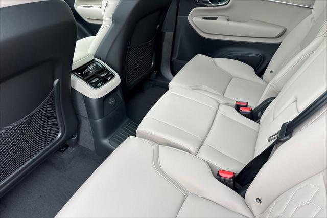 2026 Volvo XC90 Plug-In Hybrid Plus, T8 AWD, Electric/Gasoline, Bright, 7 Seats