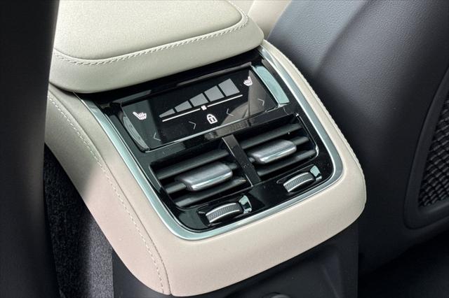 2026 Volvo XC90 Plug-In Hybrid Plus, T8 AWD, Electric/Gasoline, Bright, 7 Seats