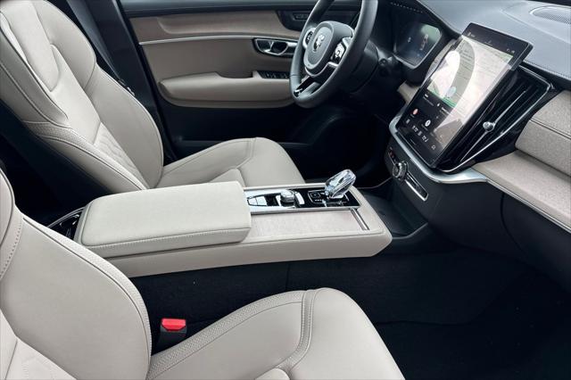2026 Volvo XC90 Plug-In Hybrid Plus, T8 AWD, Electric/Gasoline, Bright, 7 Seats