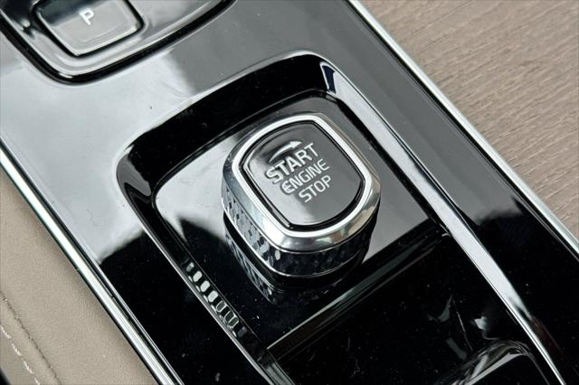 2026 Volvo XC90 Plug-In Hybrid Plus, T8 AWD, Electric/Gasoline, Bright, 7 Seats