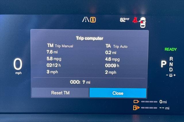 2026 Volvo XC60 Plug-In Hybrid Ultra, T8 AWD Electric/Gasoline, Dark