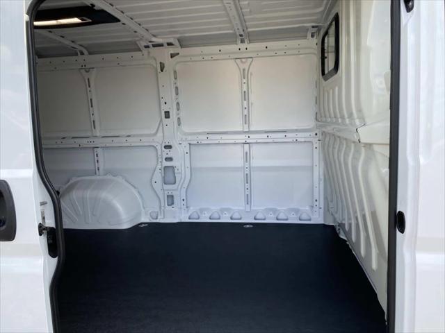 2026 RAM ProMaster 2500 RAM PROMASTER 2500 TRADESMAN CARGO VAN LOW ROOF 136 WB