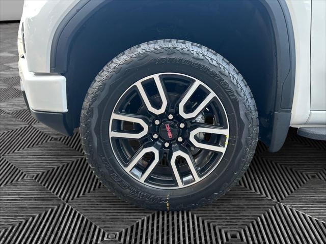 2026 GMC Sierra 1500 Crew Cab, Short Bed, AT4, 4WD