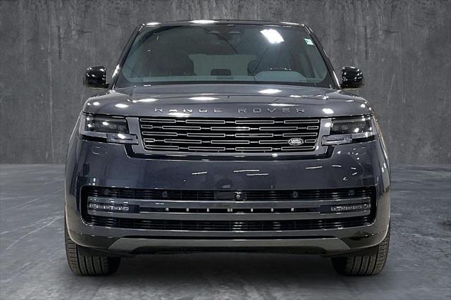 2025 Land Rover Range Rover P400 SE