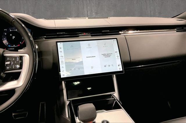 2025 Land Rover Range Rover P400 SE