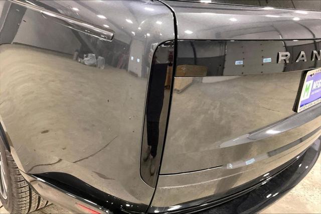 2025 Land Rover Range Rover P400 SE