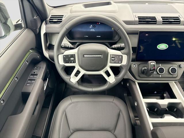 2026 Land Rover Defender P400 X-Dynamic SE