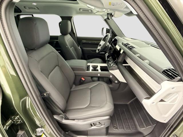 2026 Land Rover Defender P400 X-Dynamic SE