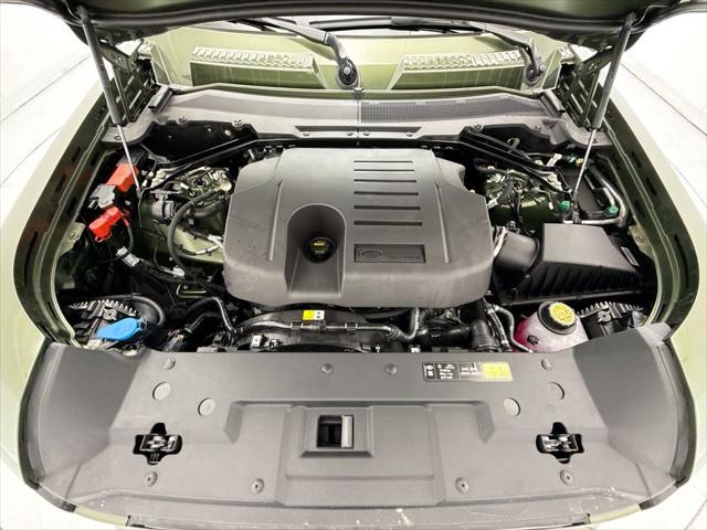 2026 Land Rover Defender P400 X-Dynamic SE